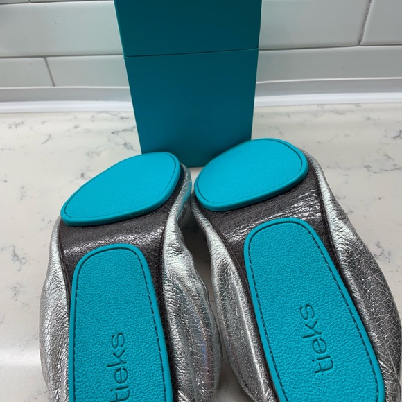 Tieks Silver Women's Flats - Picture 6 of 6